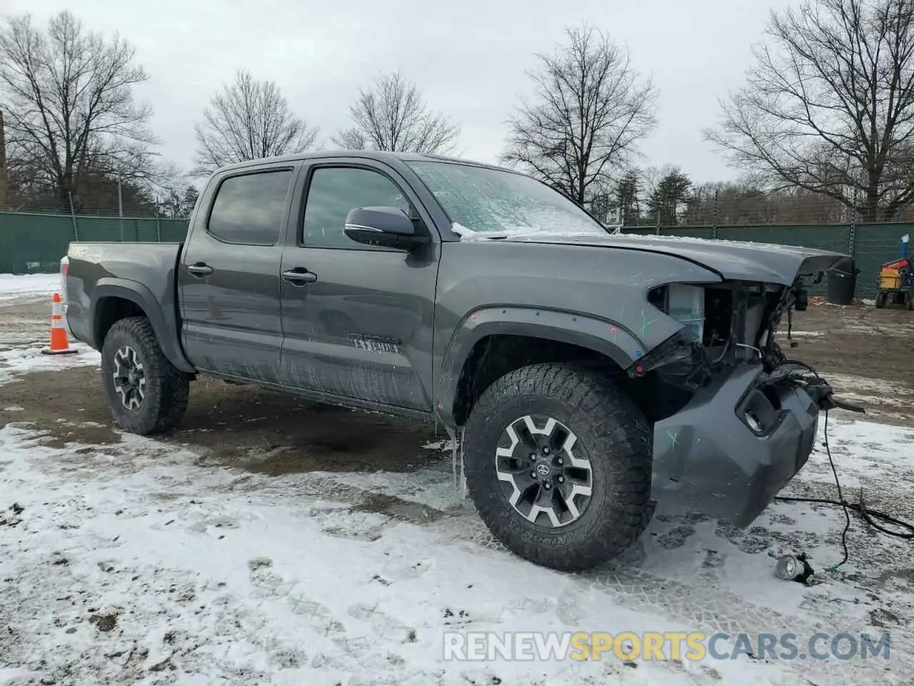 4 Фотография поврежденного автомобиля 3TMCZ5AN4PM587952 TOYOTA TACOMA 2023