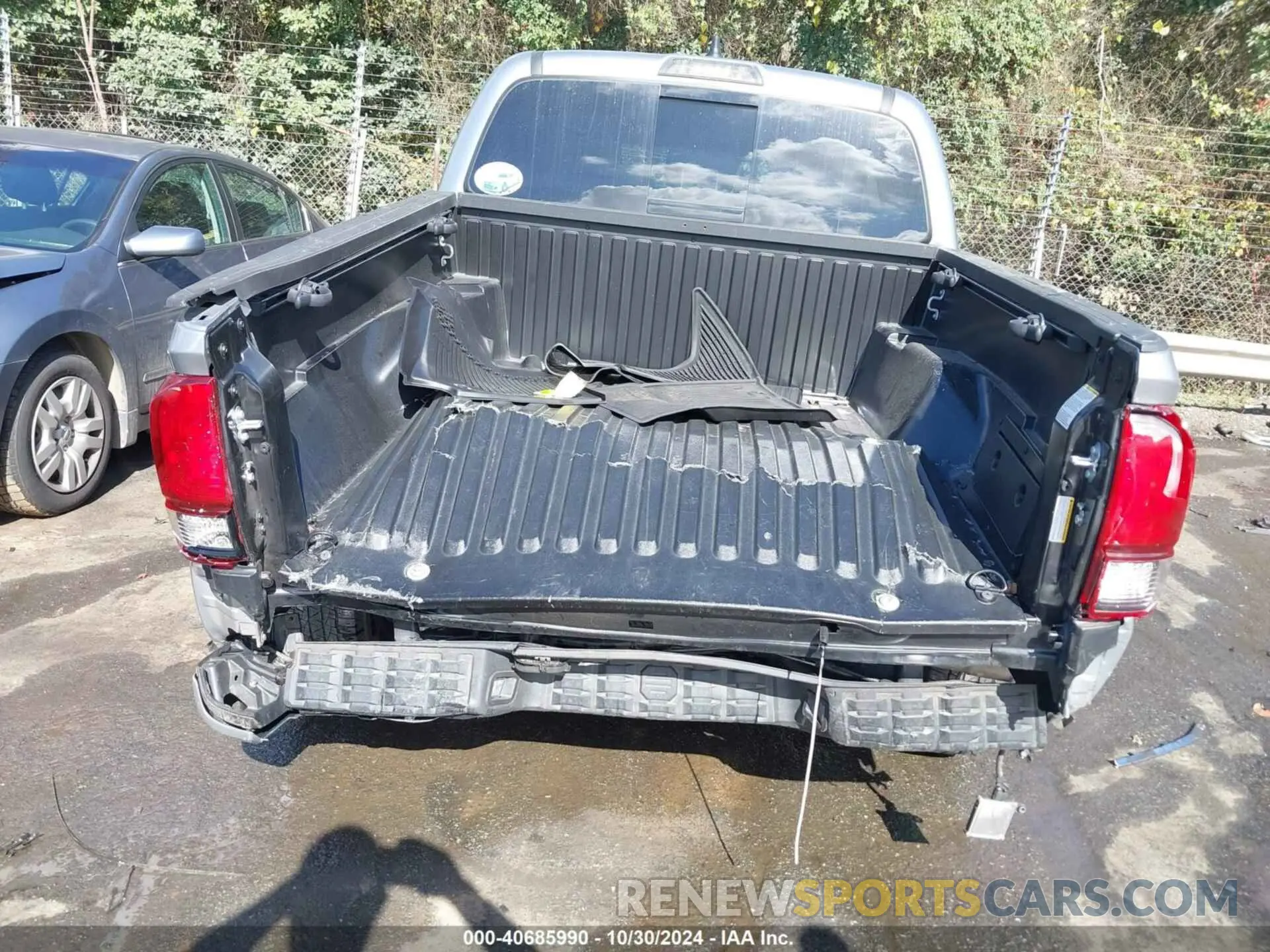 6 Photograph of a damaged car 3TMCZ5AN4PM610114 TOYOTA TACOMA 2023