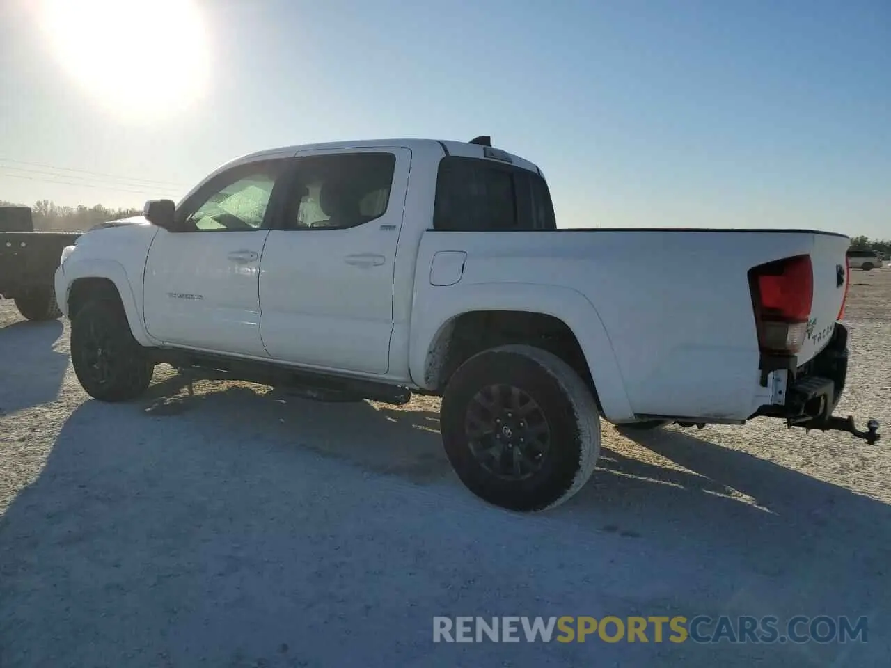 2 Photograph of a damaged car 3TMCZ5AN4PM624577 TOYOTA TACOMA 2023