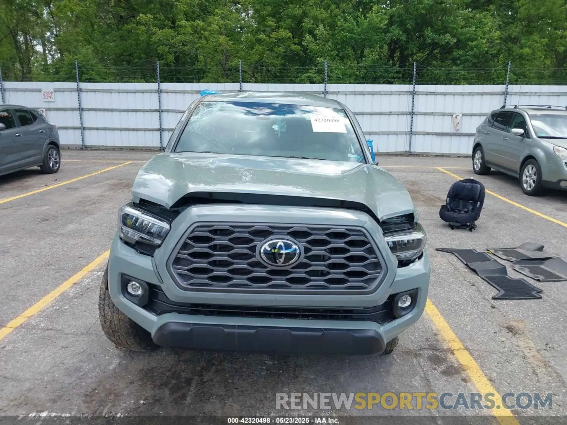 12 Фотография поврежденного автомобиля 3TMCZ5AN5PM541627 TOYOTA TACOMA 2023