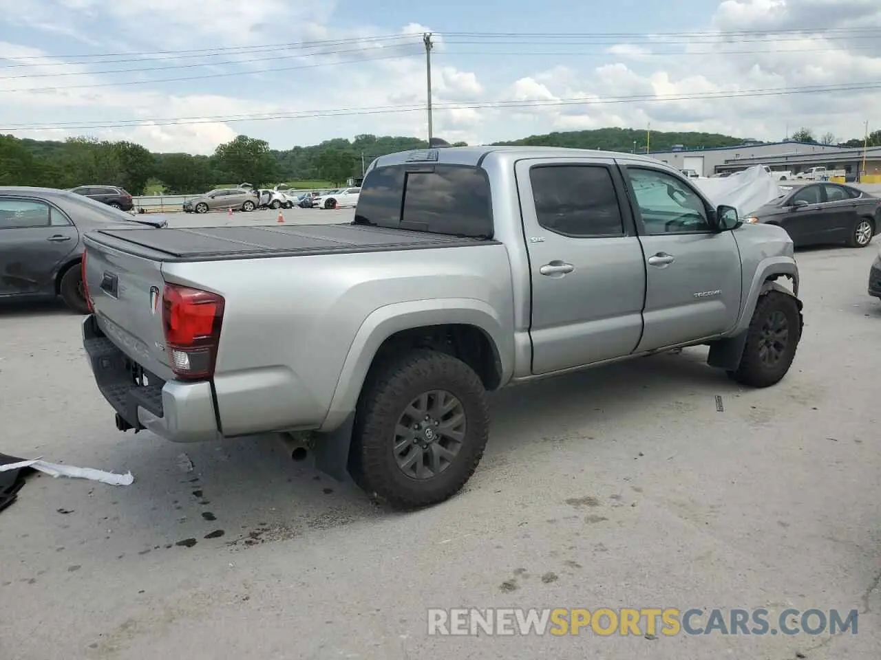 3 Фотография поврежденного автомобиля 3TMCZ5AN5PM605407 TOYOTA TACOMA 2023