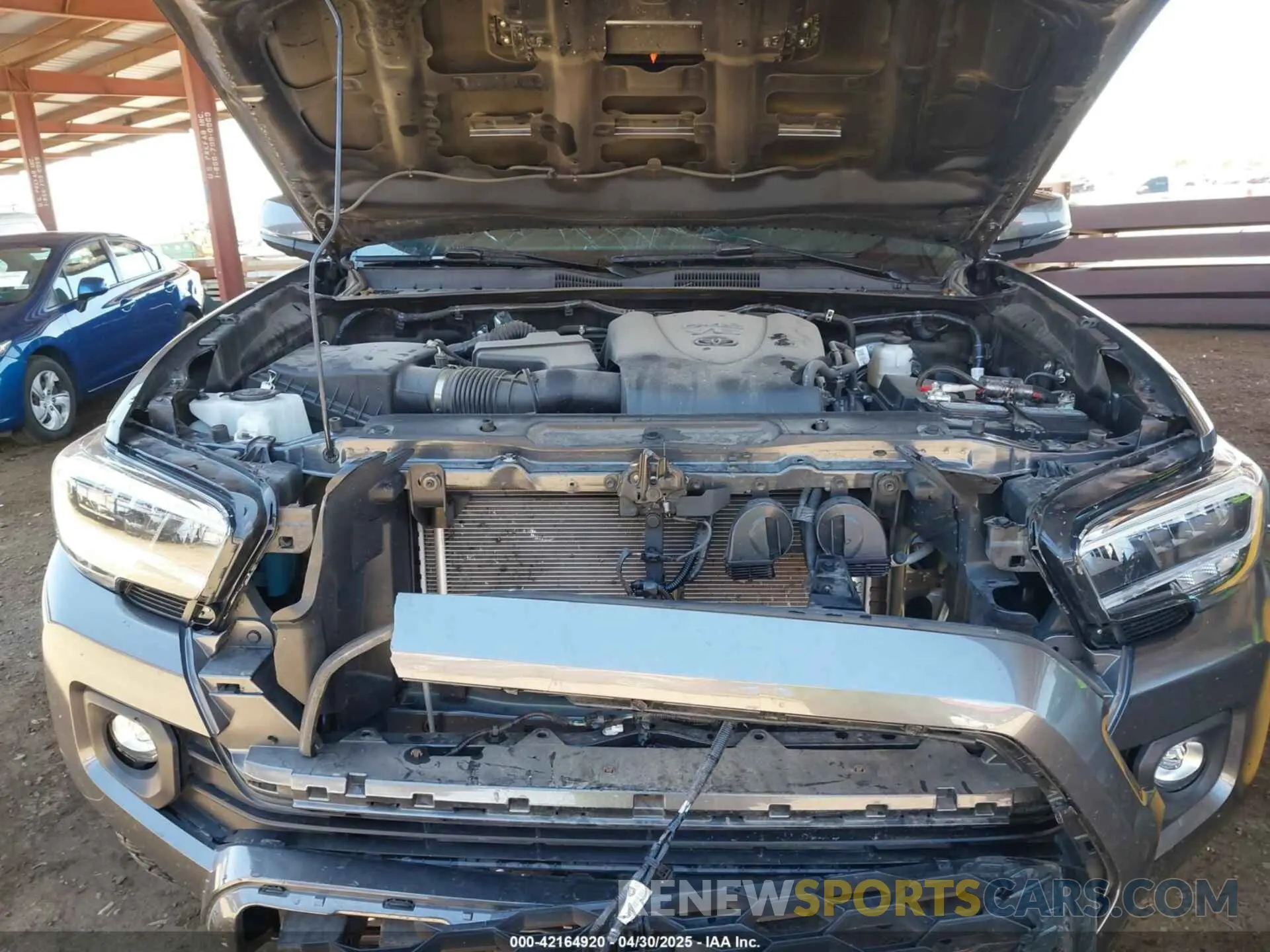 10 Фотография поврежденного автомобиля 3TMCZ5AN6PM577729 TOYOTA TACOMA 2023