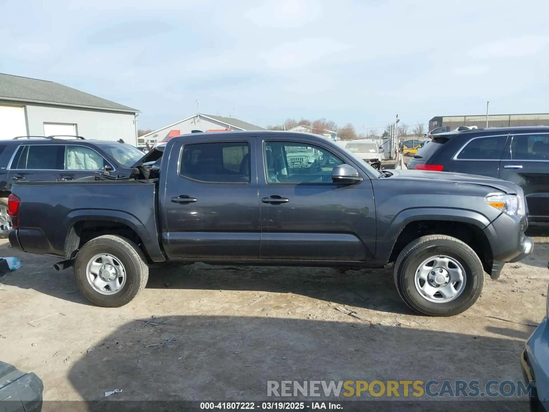 13 Photograph of a damaged car 3TMCZ5AN6PM606064 TOYOTA TACOMA 2023