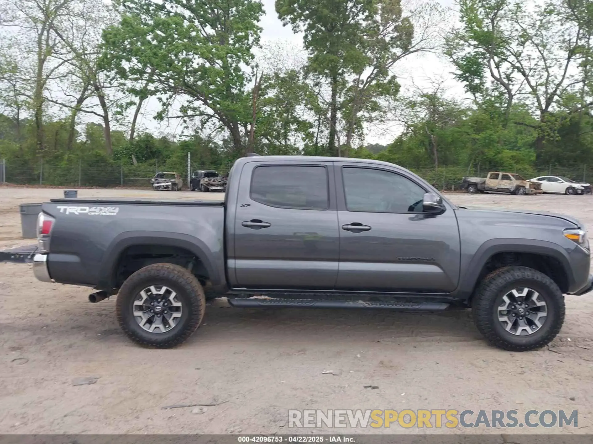 13 Фотография поврежденного автомобиля 3TMCZ5AN7PM614741 TOYOTA TACOMA 2023