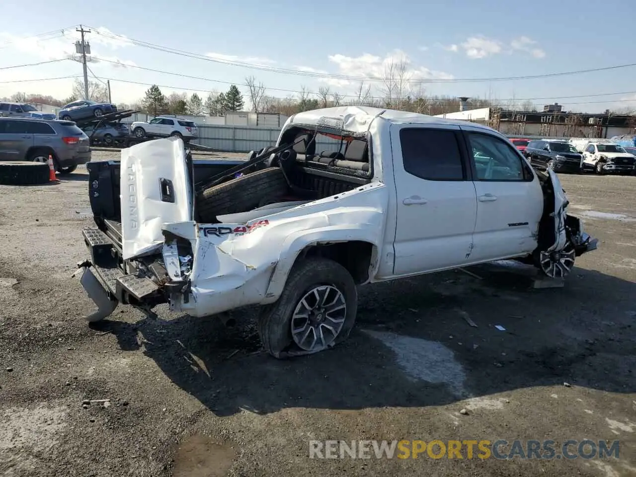 3 Фотография поврежденного автомобиля 3TMCZ5AN7PM649683 TOYOTA TACOMA 2023