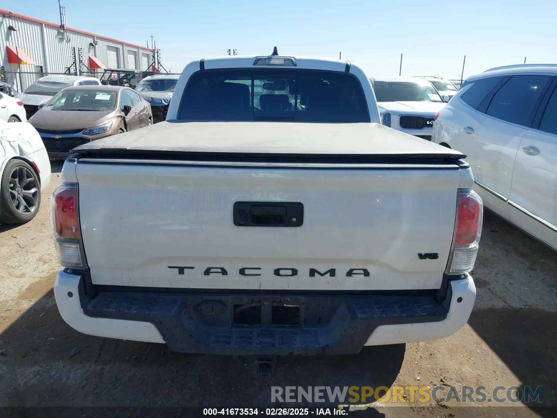 17 Фотография поврежденного автомобиля 3TMCZ5AN7PM653250 TOYOTA TACOMA 2023