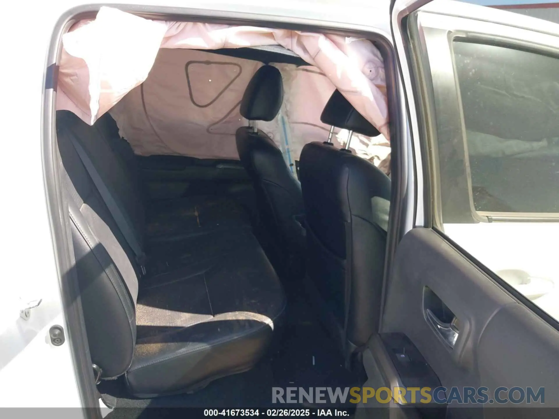 8 Фотография поврежденного автомобиля 3TMCZ5AN7PM653250 TOYOTA TACOMA 2023