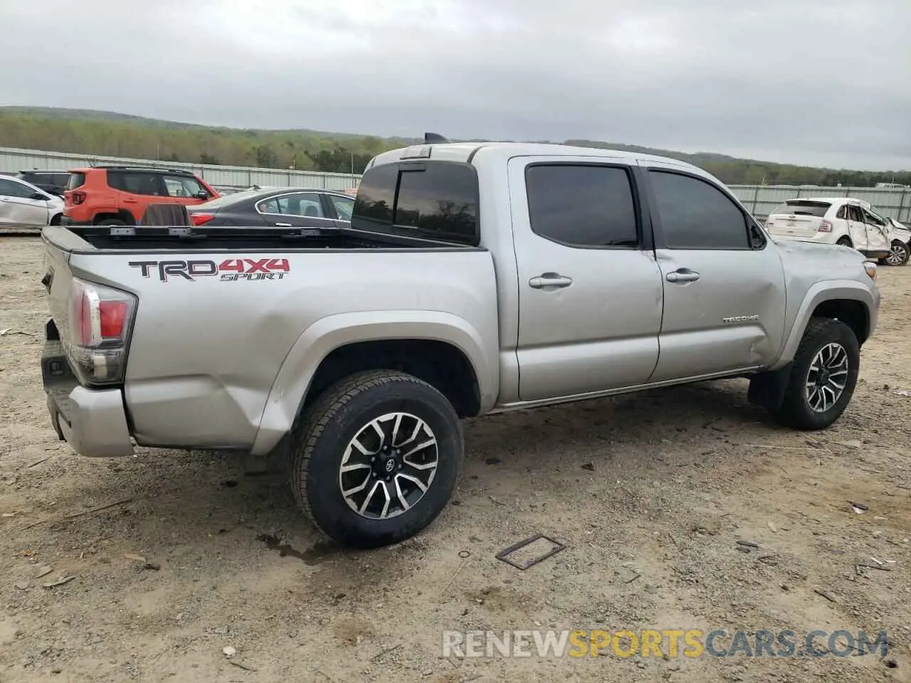 3 Фотография поврежденного автомобиля 3TMCZ5AN8PM535918 TOYOTA TACOMA 2023