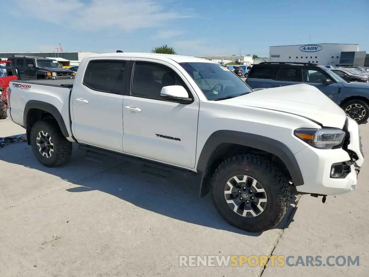 4 Photograph of a damaged car 3TMCZ5AN8PM589655 TOYOTA TACOMA 2023