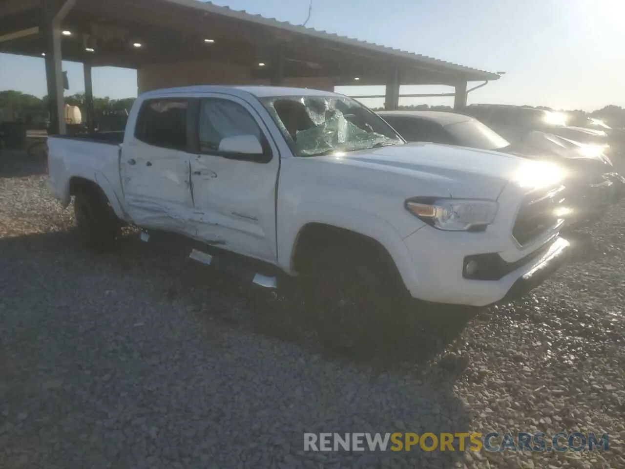 4 Photograph of a damaged car 3TMCZ5AN8PM615428 TOYOTA TACOMA 2023