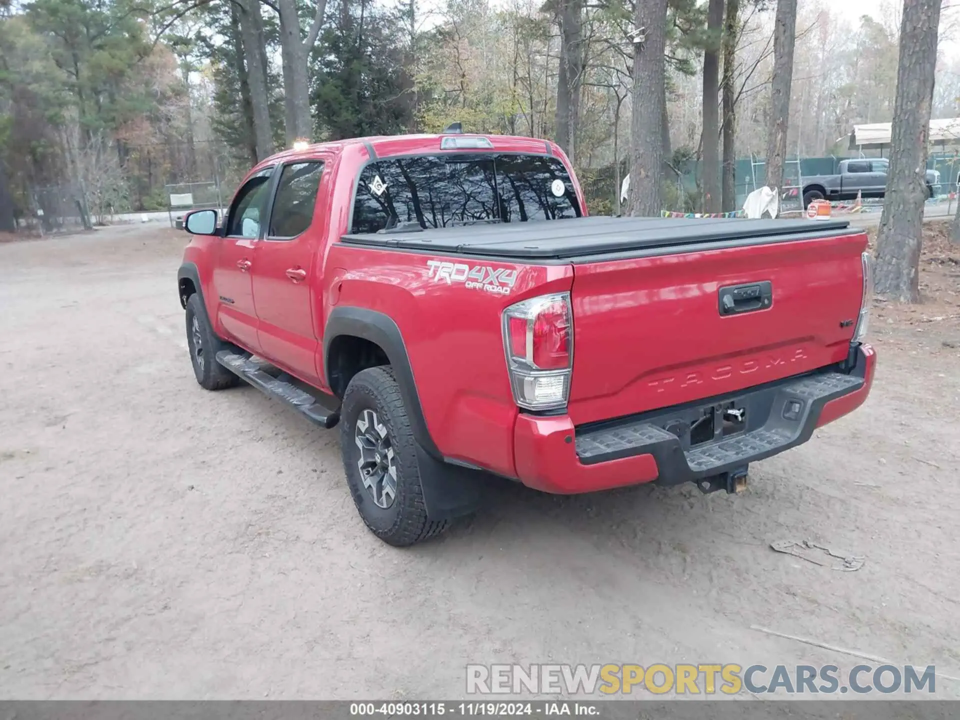 3 Фотография поврежденного автомобиля 3TMCZ5AN8PM620435 TOYOTA TACOMA 2023