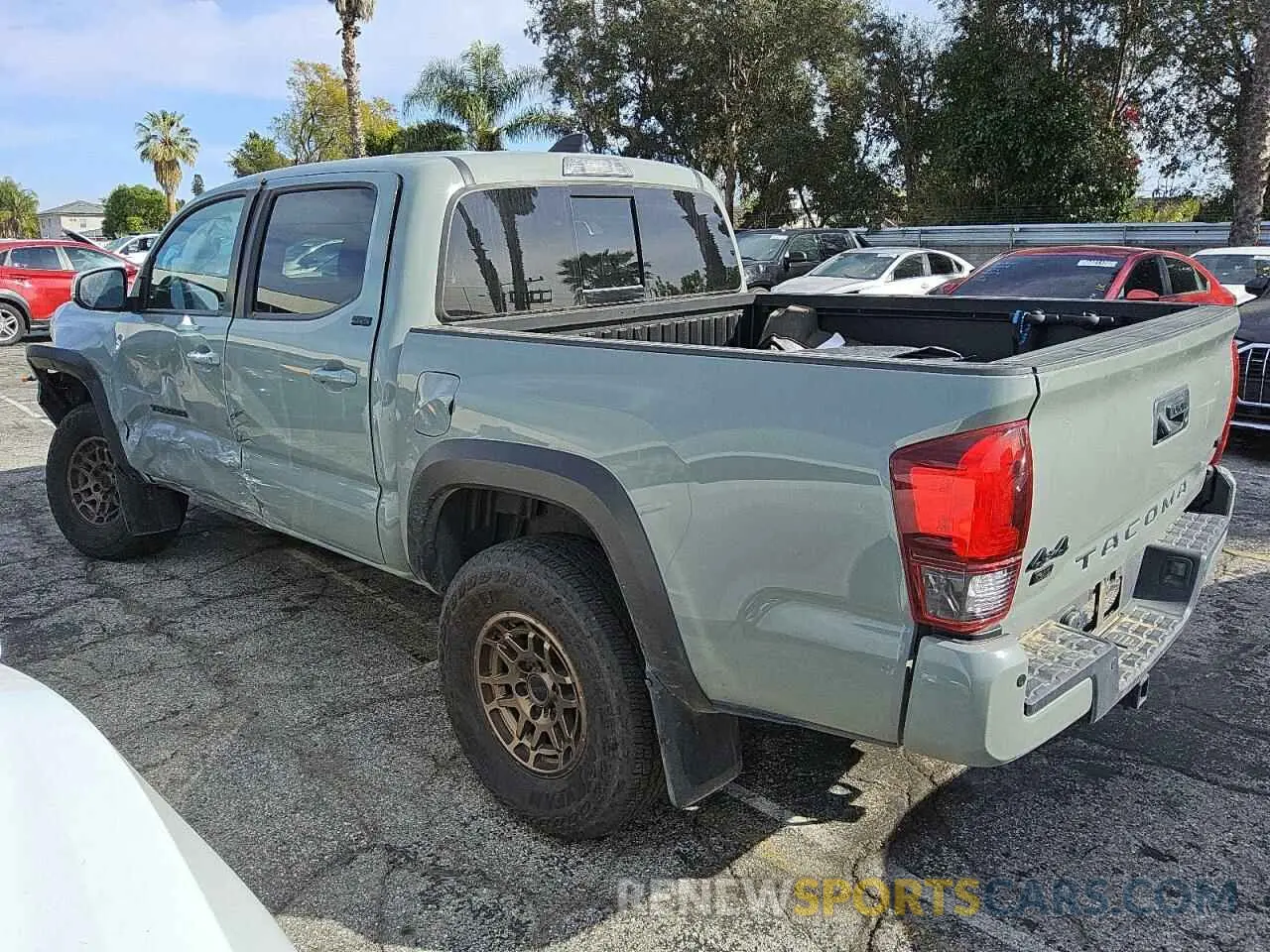 2 Фотография поврежденного автомобиля 3TMCZ5AN9PM622663 TOYOTA TACOMA 2023
