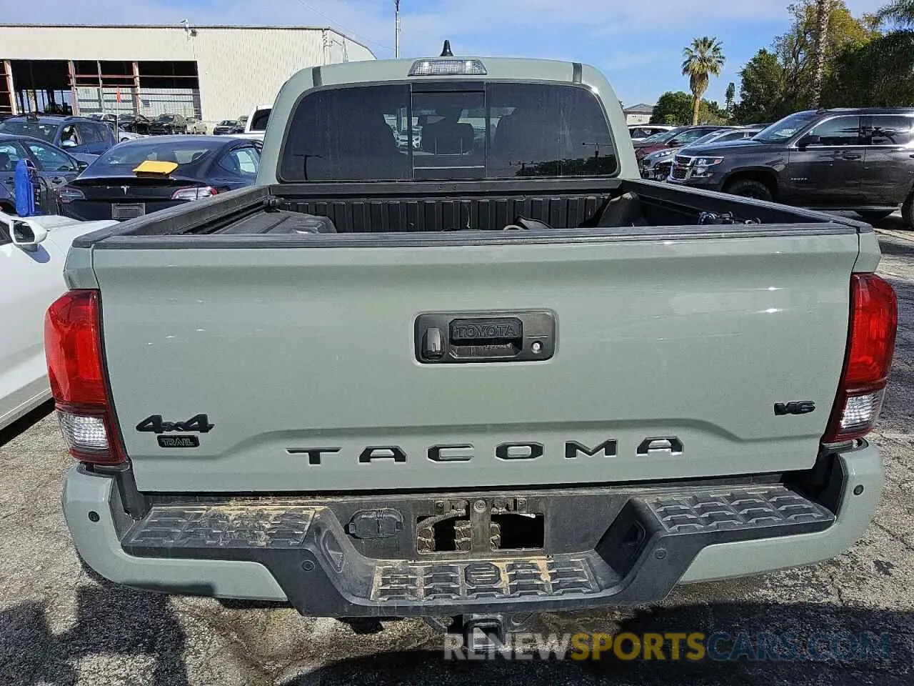 6 Фотография поврежденного автомобиля 3TMCZ5AN9PM622663 TOYOTA TACOMA 2023