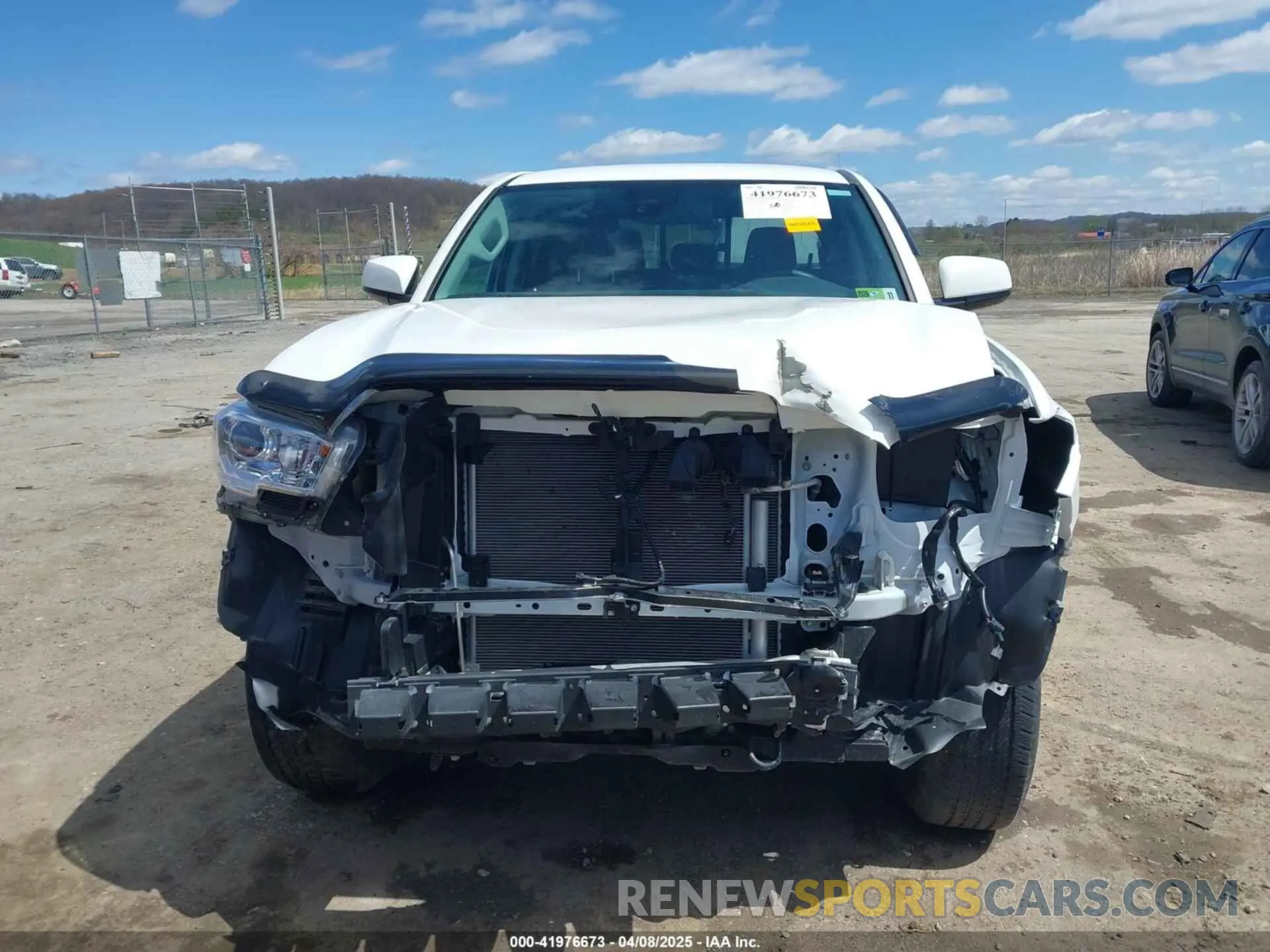 13 Фотография поврежденного автомобиля 3TMCZ5AN9PM632917 TOYOTA TACOMA 2023