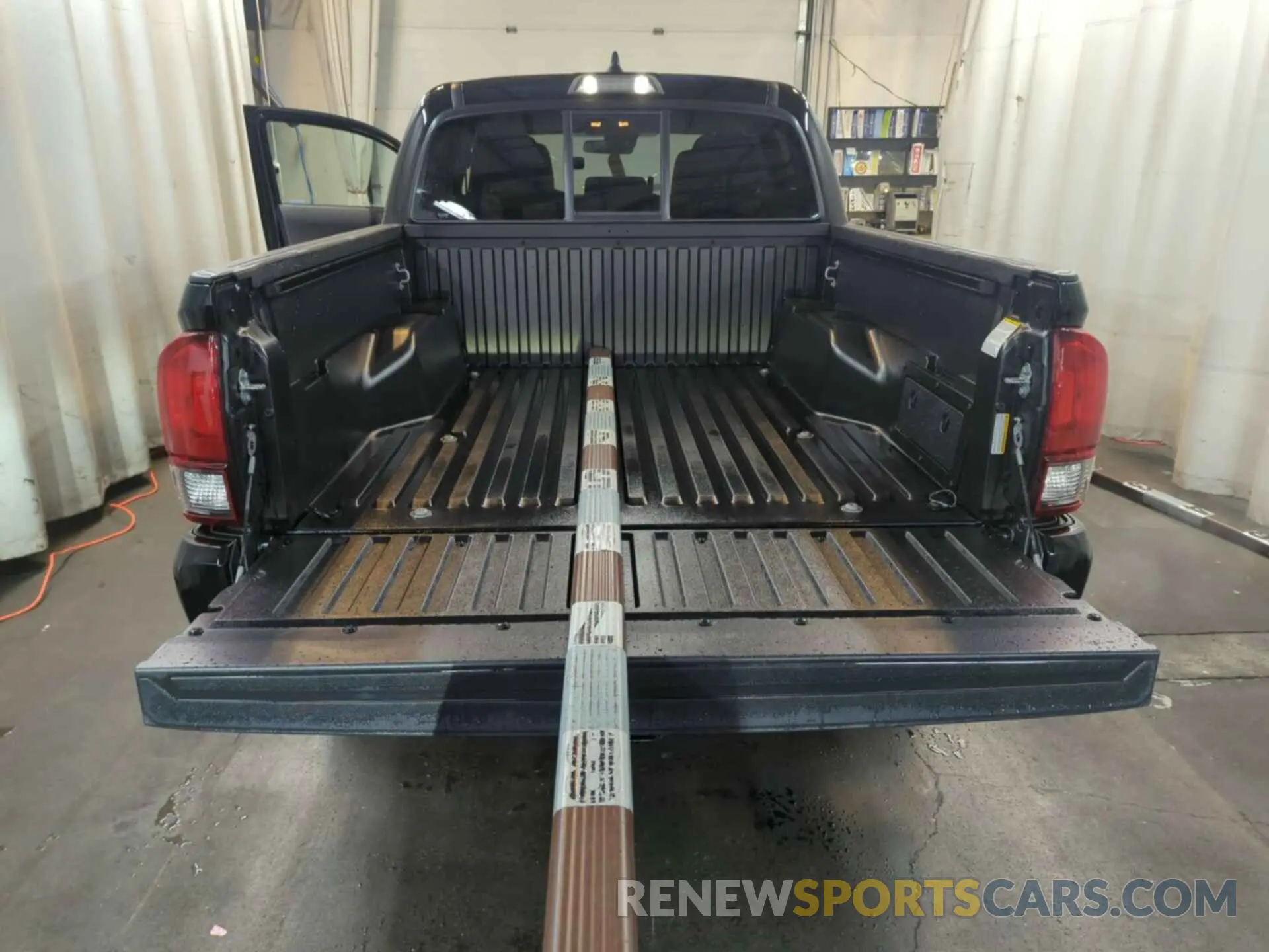 8 Photograph of a damaged car 3TMCZ5ANXPM542904 TOYOTA TACOMA 2023