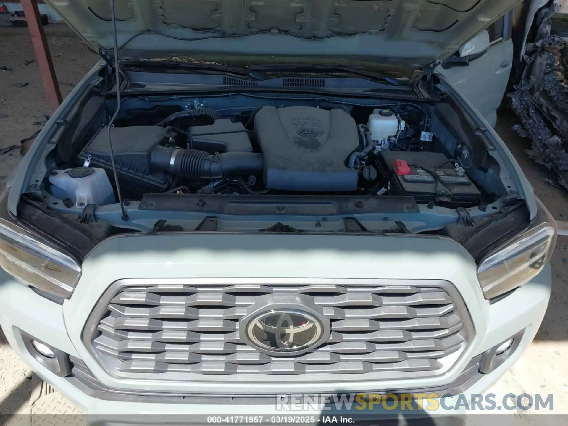 10 Photograph of a damaged car 3TMCZ5ANXPM613857 TOYOTA TACOMA 2023