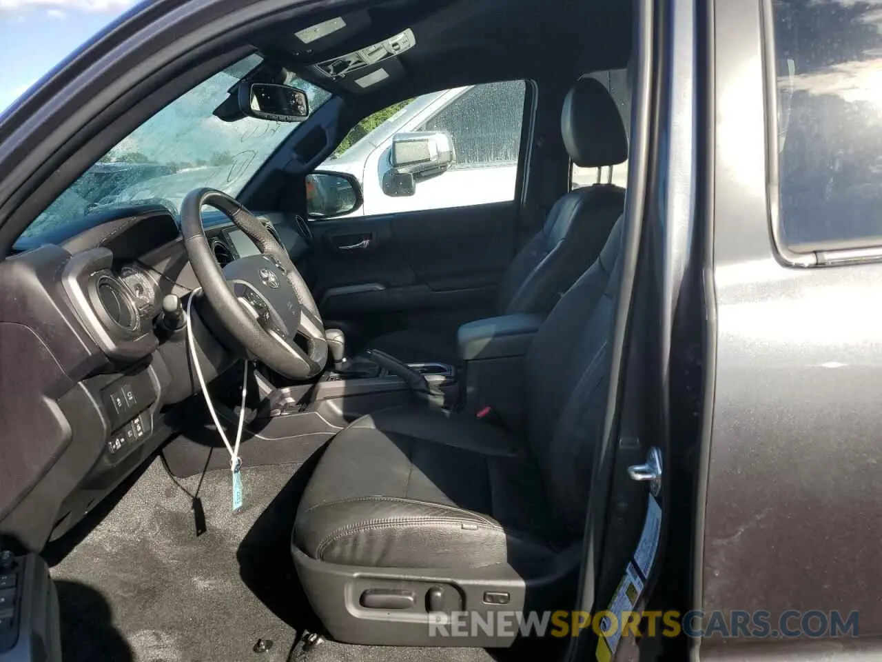 7 Photograph of a damaged car 3TMDZ5BN0PM152462 TOYOTA TACOMA 2023