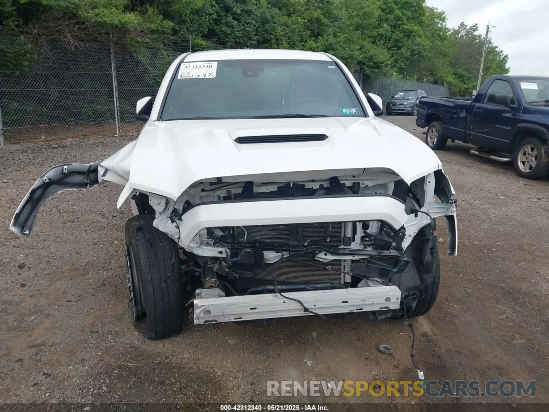 17 Фотография поврежденного автомобиля 3TMDZ5BN3PM141729 TOYOTA TACOMA 2023