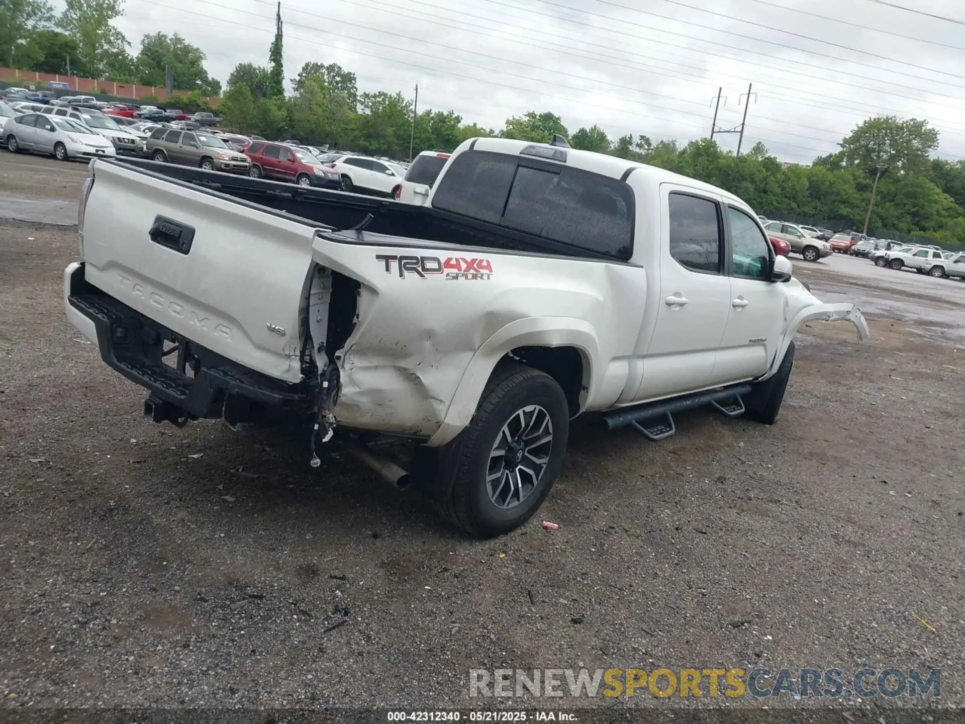 4 Фотография поврежденного автомобиля 3TMDZ5BN3PM141729 TOYOTA TACOMA 2023