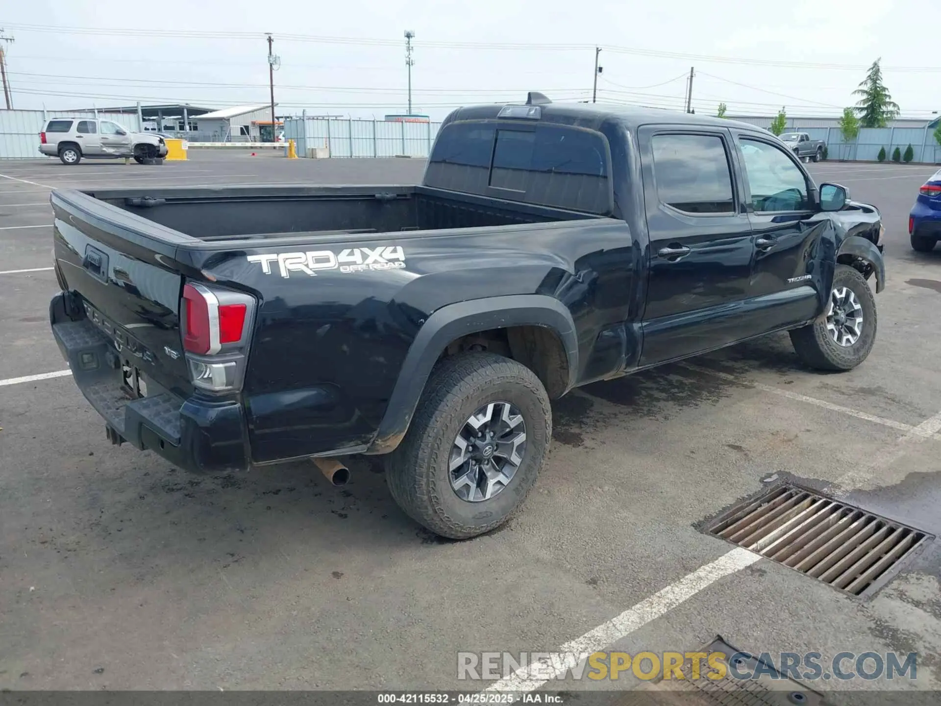 4 Photograph of a damaged car 3TMDZ5BN4PM167921 TOYOTA TACOMA 2023