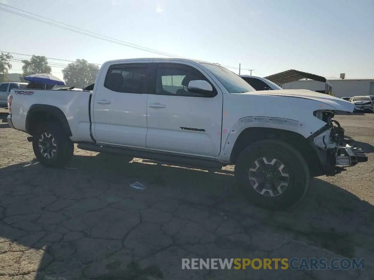 4 Фотография поврежденного автомобиля 3TMDZ5BN6PM152577 TOYOTA TACOMA 2023
