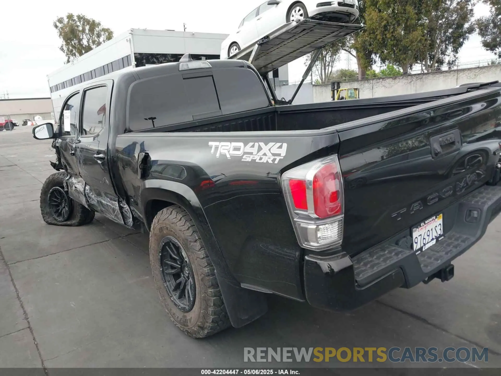 3 Photograph of a damaged car 3TMDZ5BN9PM150970 TOYOTA TACOMA 2023