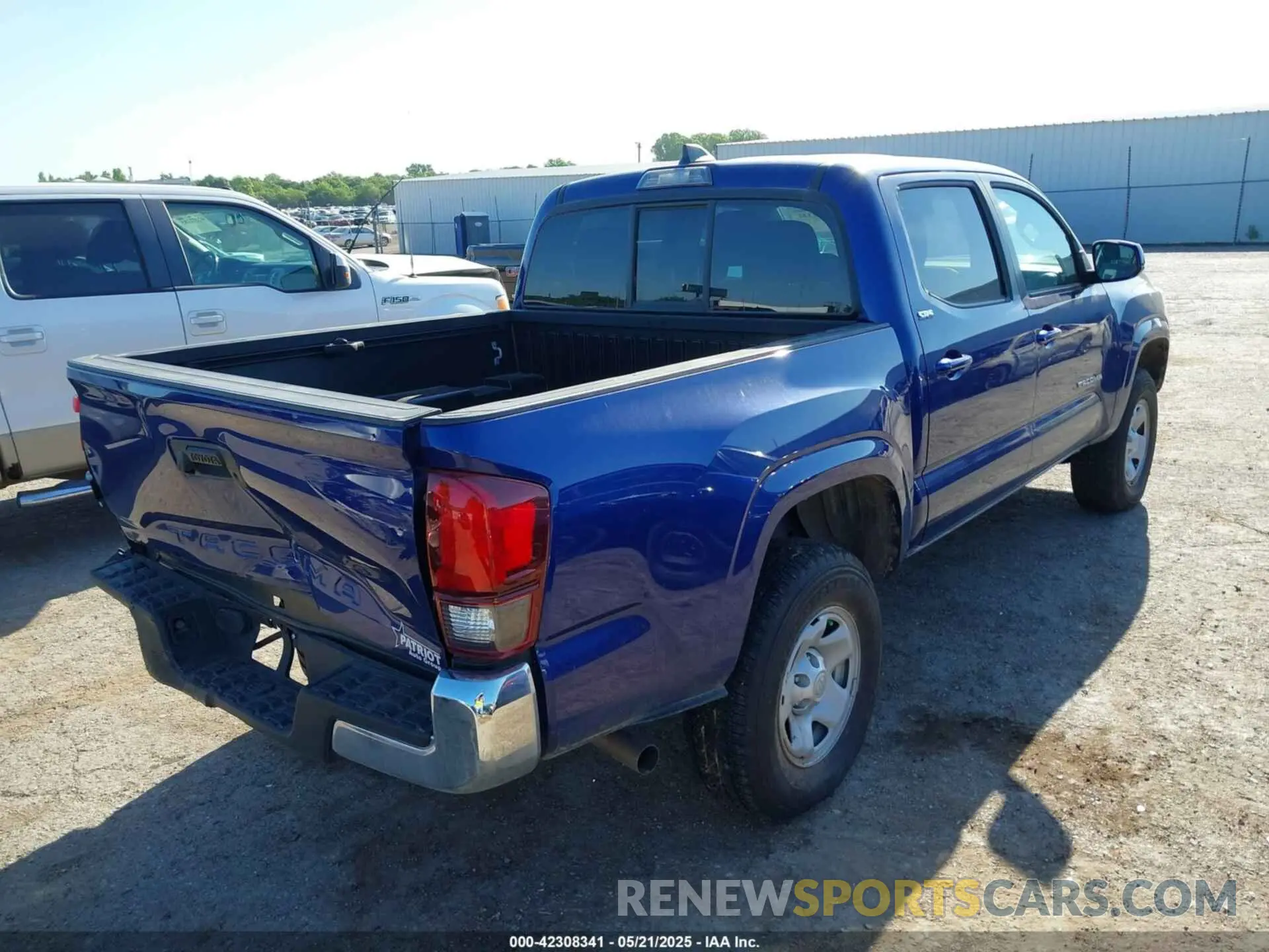 4 Фотография поврежденного автомобиля 3TYAX5GN6PT090409 TOYOTA TACOMA 2023