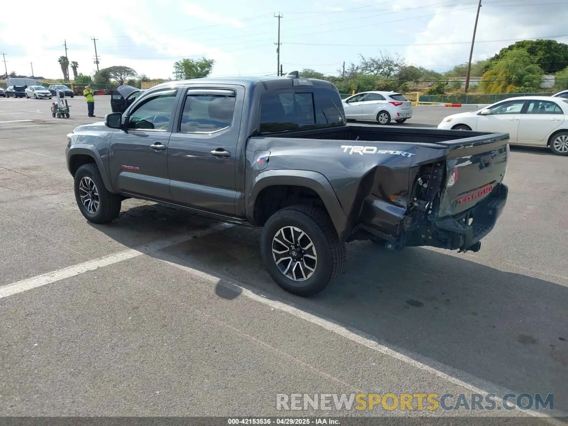 3 Photograph of a damaged car 3TYAZ5CN0PT033154 TOYOTA TACOMA 2023