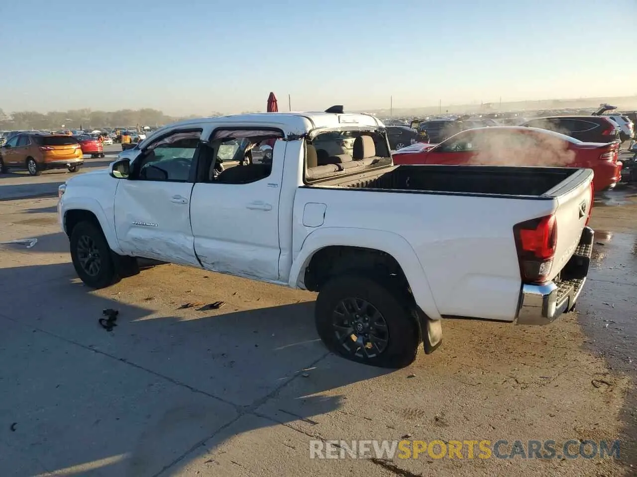 2 Фотография поврежденного автомобиля 3TYAZ5CN7PT042045 TOYOTA TACOMA 2023