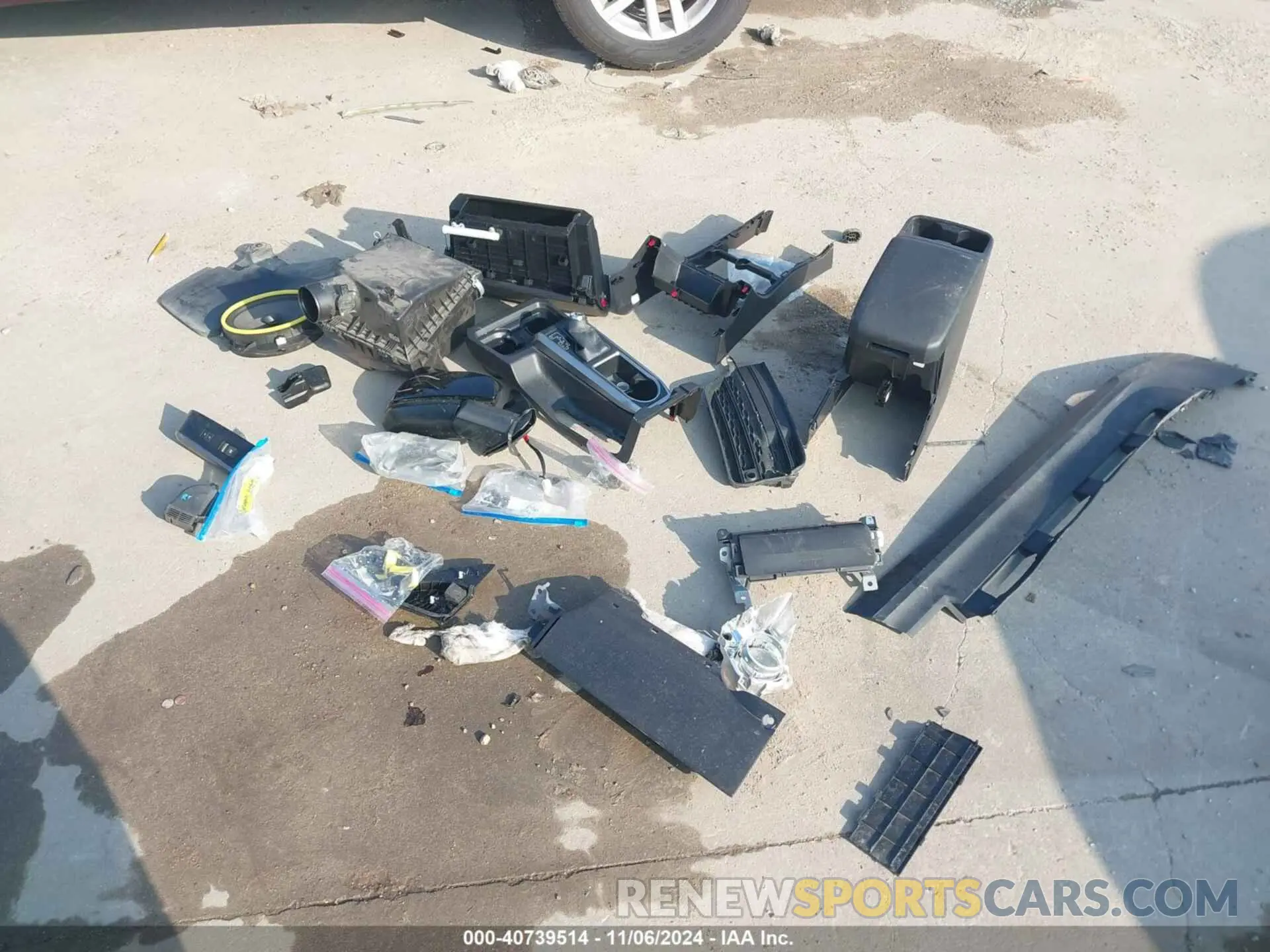 18 Photograph of a damaged car 3TYAZ5CN9PT036246 TOYOTA TACOMA 2023
