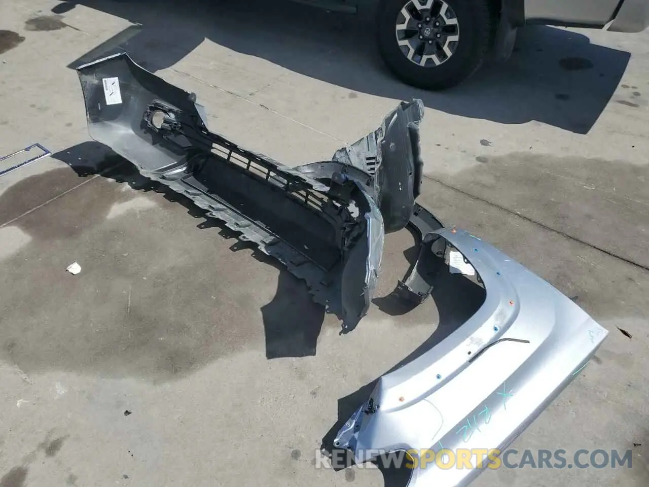 12 Photograph of a damaged car 3TYCZ5AN0PT126557 TOYOTA TACOMA 2023