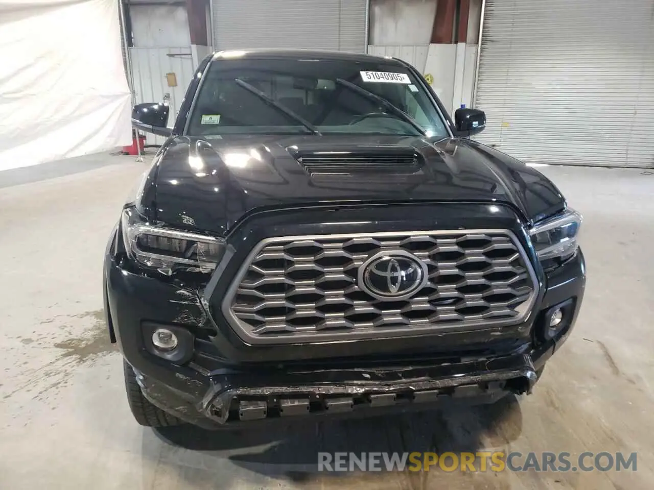 5 Photograph of a damaged car 3TYCZ5AN0PT133895 TOYOTA TACOMA 2023