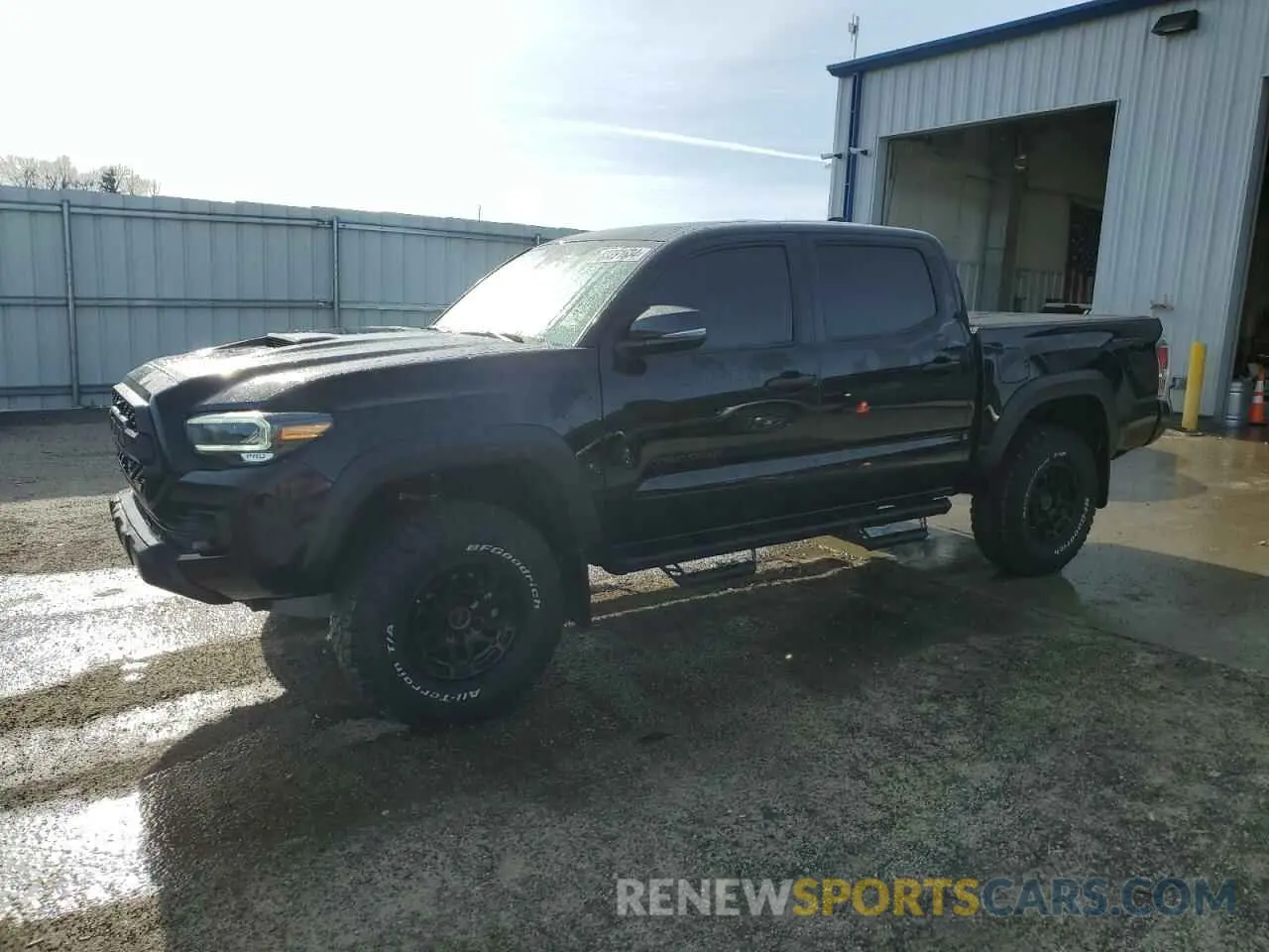 1 Photograph of a damaged car 3TYCZ5AN0PT151880 TOYOTA TACOMA 2023