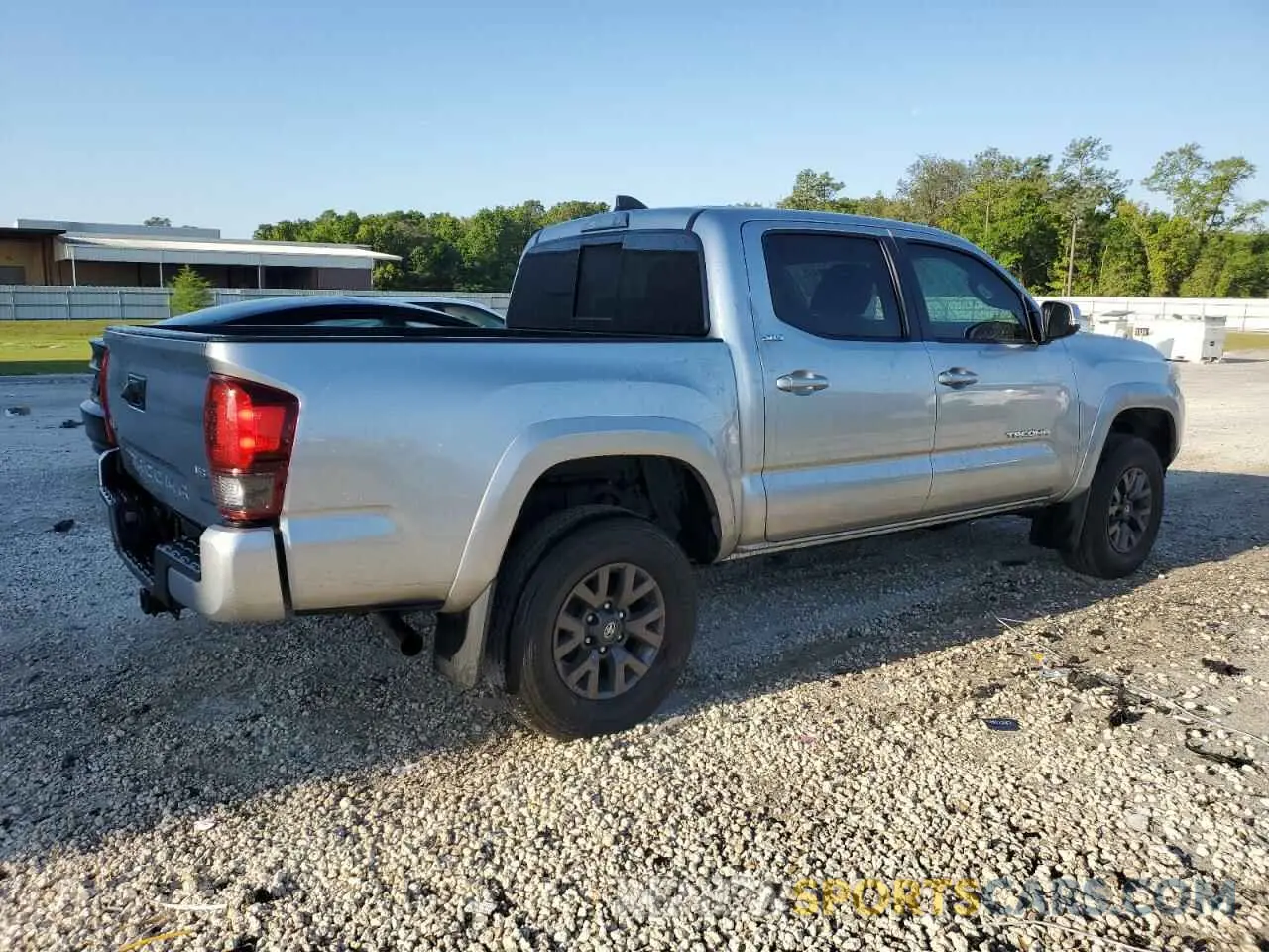 3 Фотография поврежденного автомобиля 3TYCZ5AN0PT168341 TOYOTA TACOMA 2023