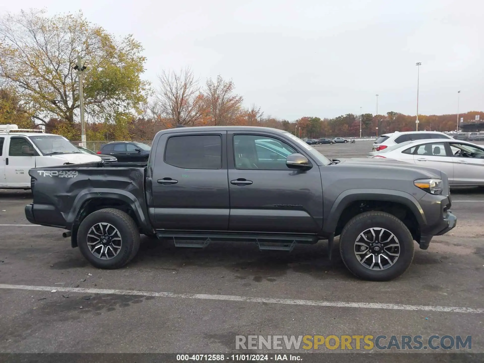 13 Фотография поврежденного автомобиля 3TYCZ5AN1PT132917 TOYOTA TACOMA 2023