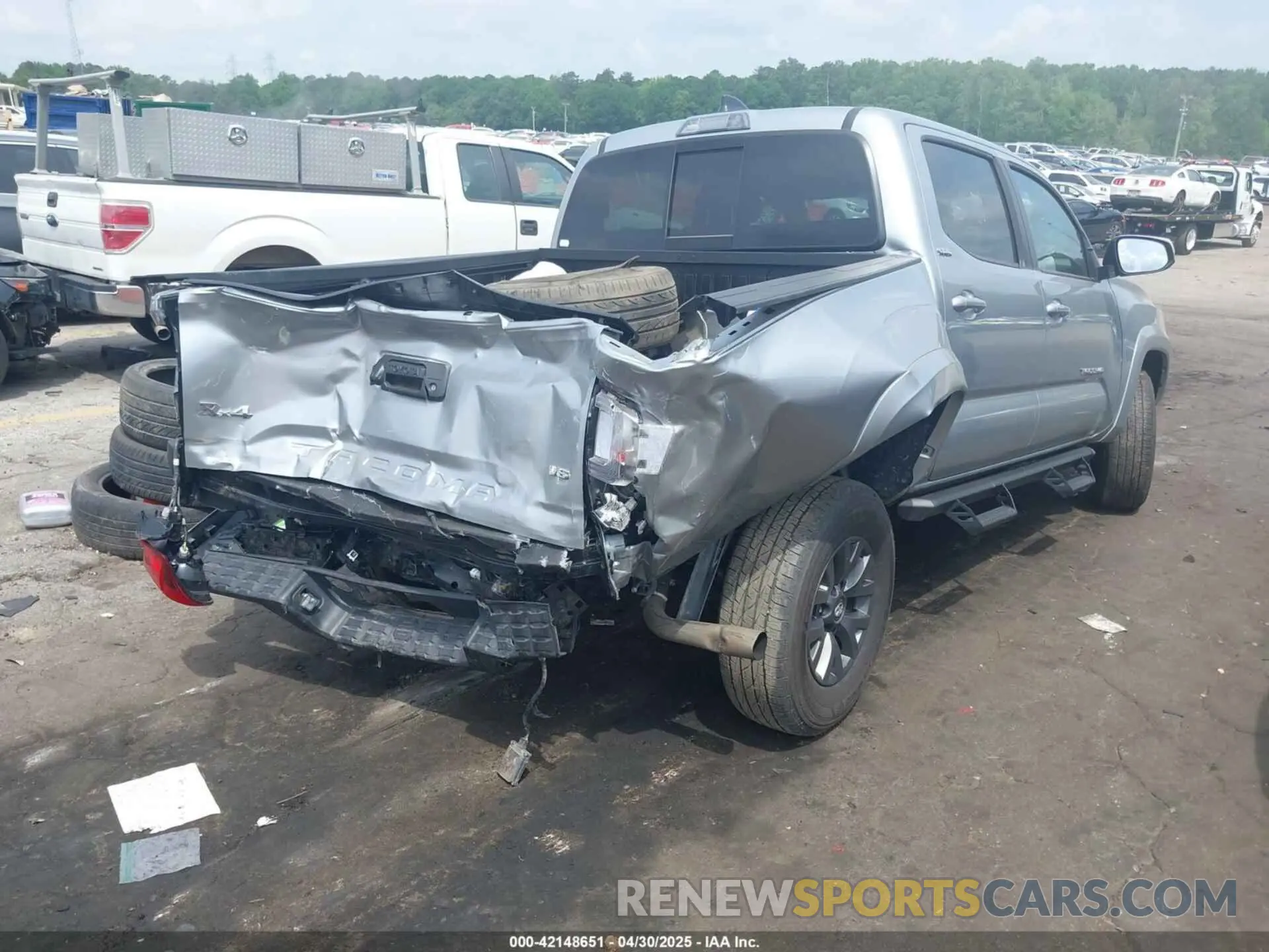 4 Photograph of a damaged car 3TYCZ5AN2PT176554 TOYOTA TACOMA 2023