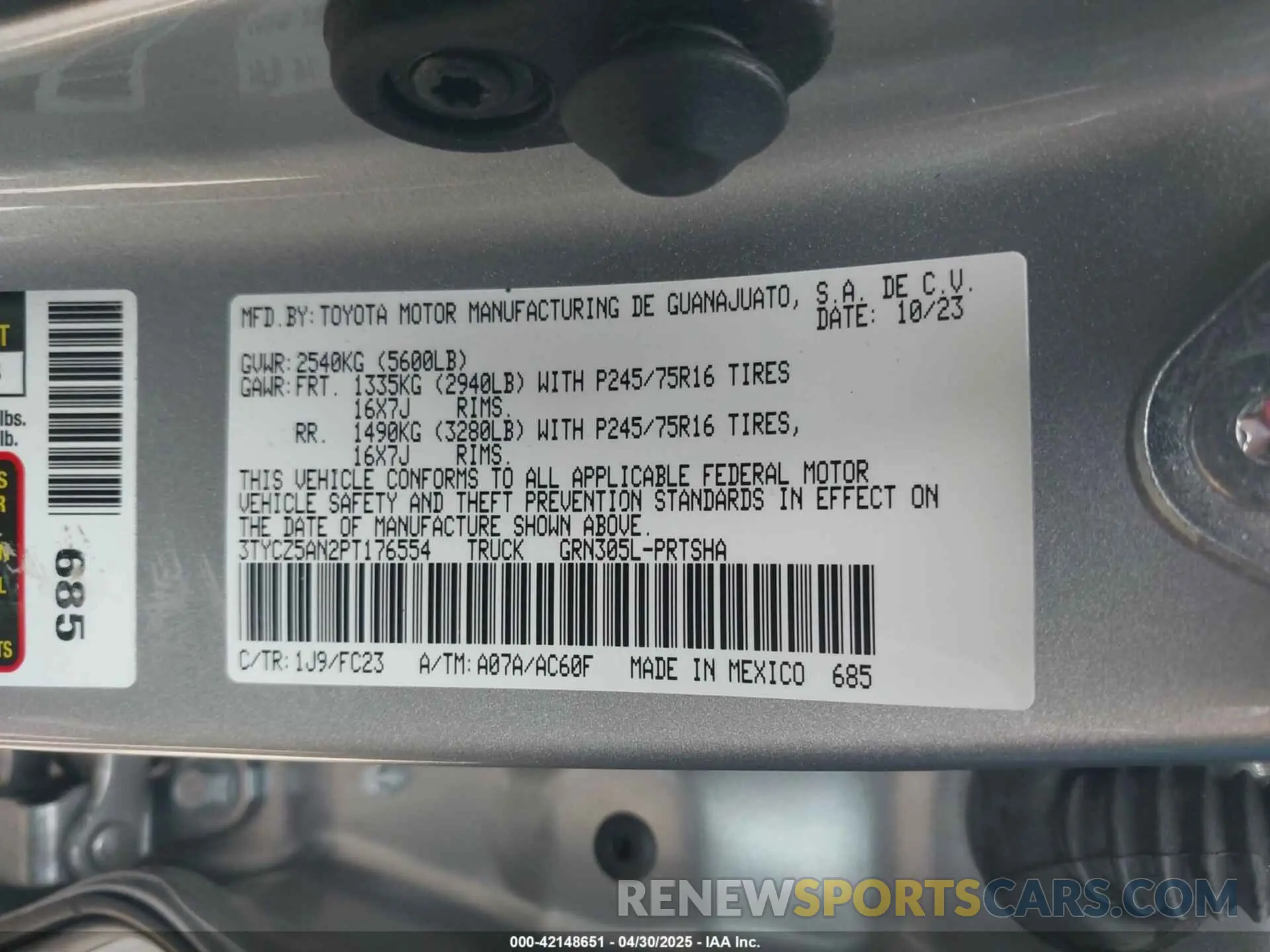 9 Photograph of a damaged car 3TYCZ5AN2PT176554 TOYOTA TACOMA 2023