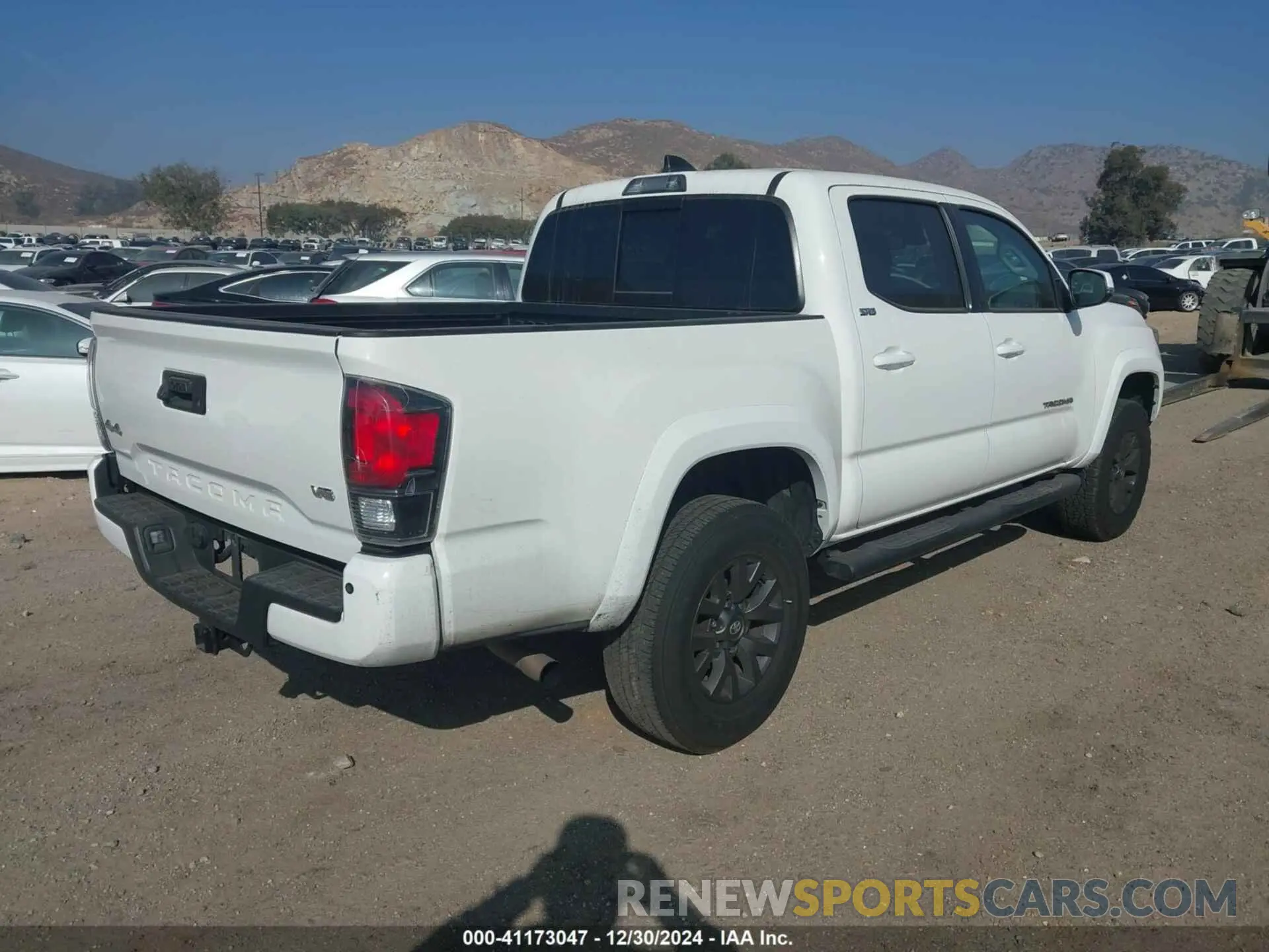 4 Photograph of a damaged car 3TYCZ5AN3PT107582 TOYOTA TACOMA 2023