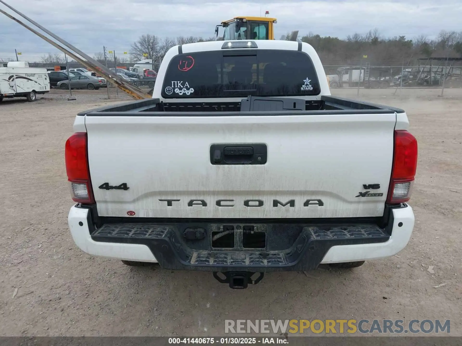 16 Photograph of a damaged car 3TYCZ5AN3PT107596 TOYOTA TACOMA 2023
