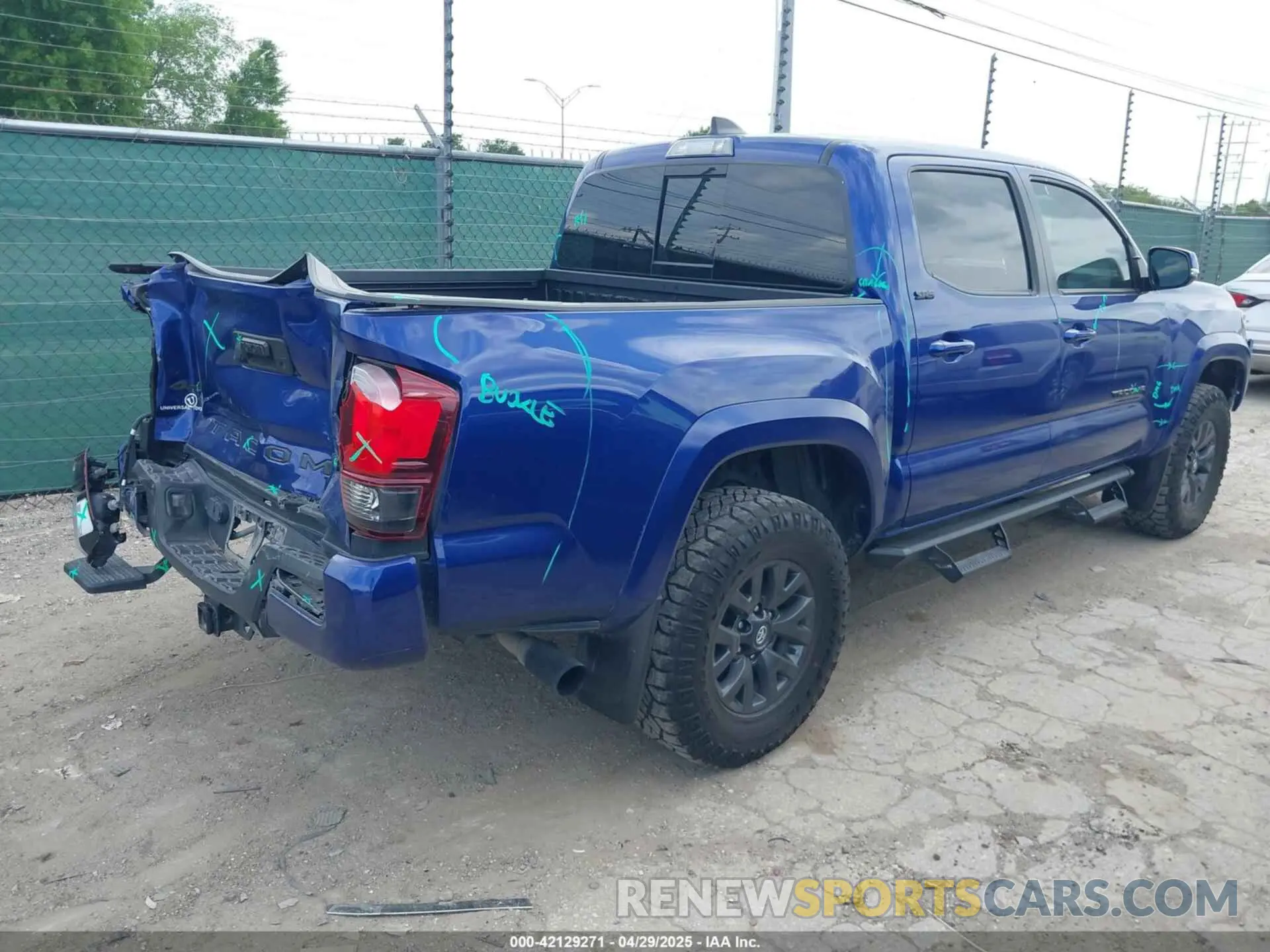 4 Photograph of a damaged car 3TYCZ5AN3PT154966 TOYOTA TACOMA 2023