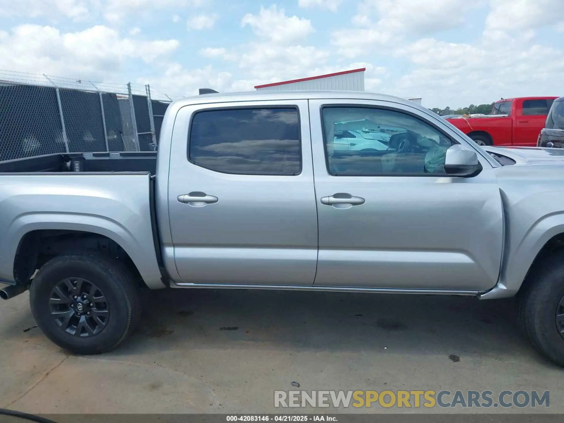 13 Фотография поврежденного автомобиля 3TYCZ5AN4PT149730 TOYOTA TACOMA 2023