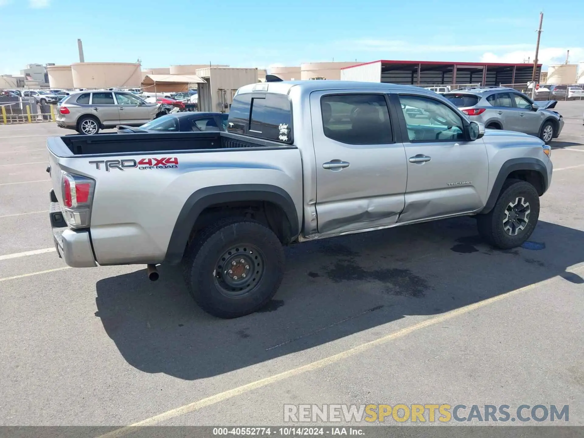 4 Photograph of a damaged car 3TYCZ5AN6PT132766 TOYOTA TACOMA 2023
