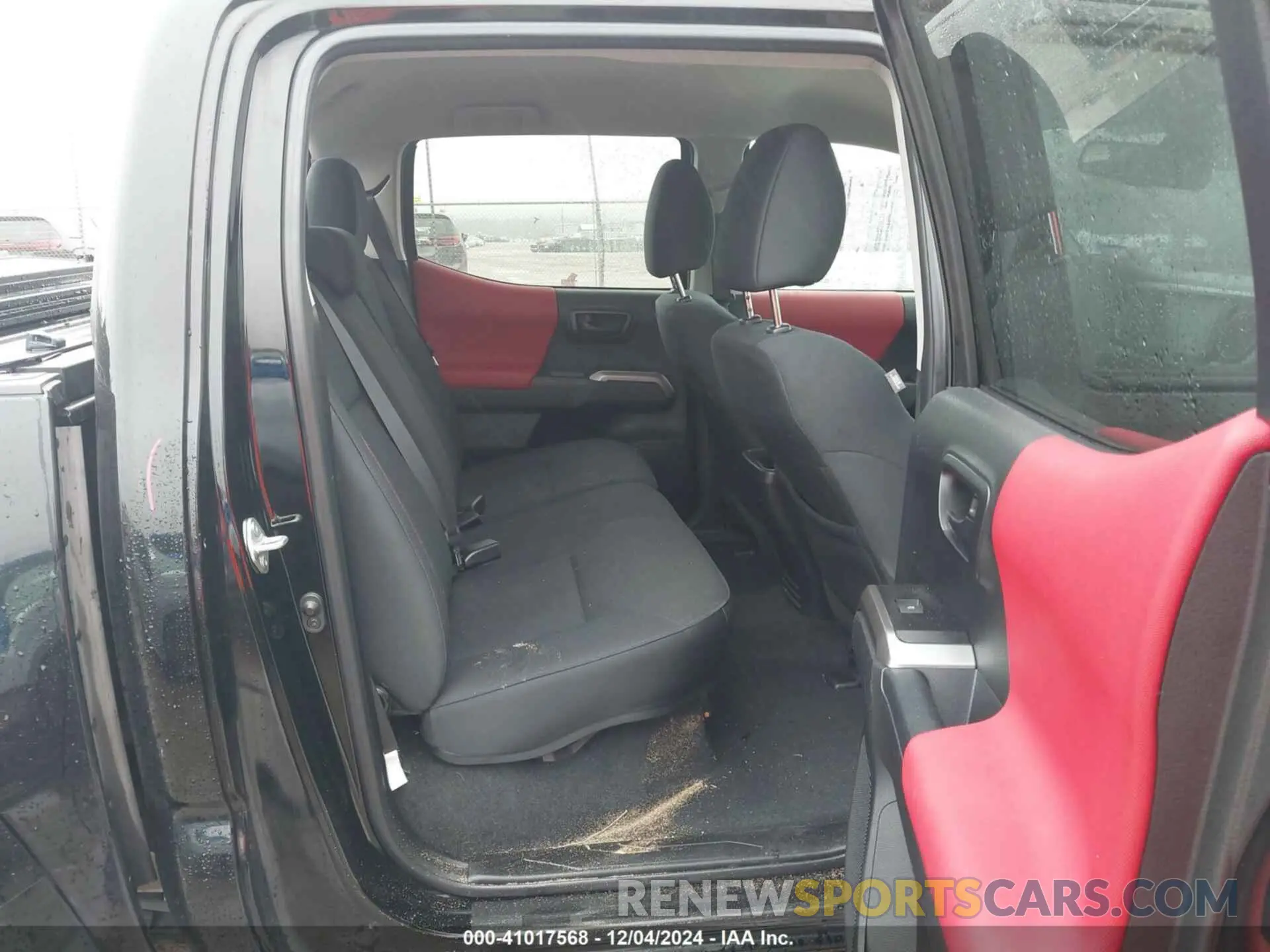 8 Фотография поврежденного автомобиля 3TYCZ5AN7PT147373 TOYOTA TACOMA 2023