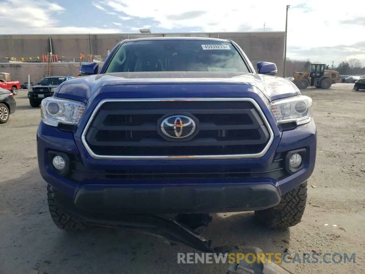 5 Photograph of a damaged car 3TYCZ5AN8PT109618 TOYOTA TACOMA 2023