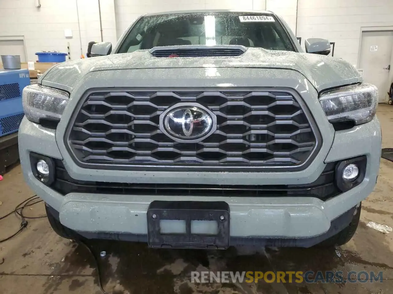 5 Photograph of a damaged car 3TYCZ5AN8PT159581 TOYOTA TACOMA 2023