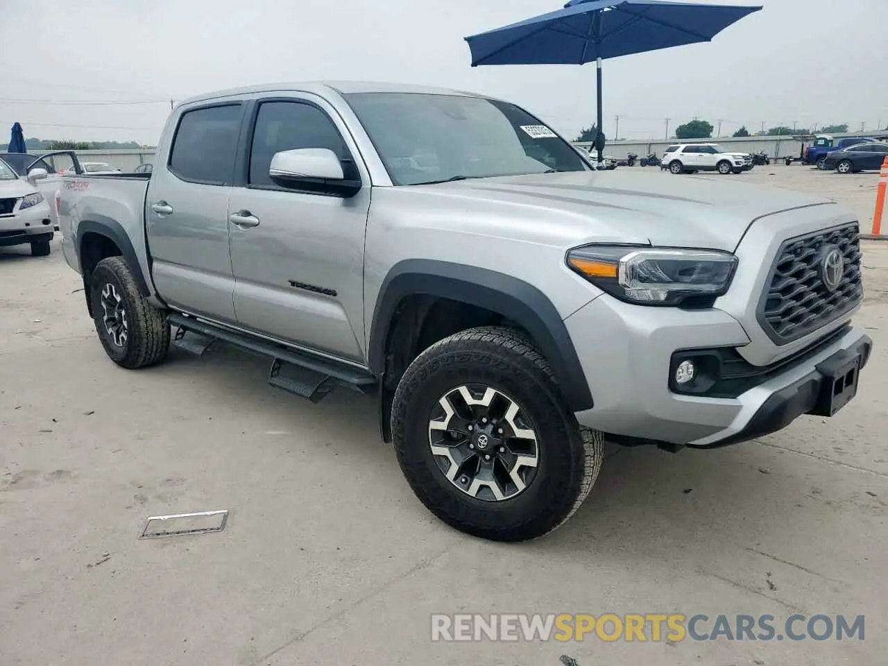 4 Фотография поврежденного автомобиля 3TYCZ5AN8PT165641 TOYOTA TACOMA 2023