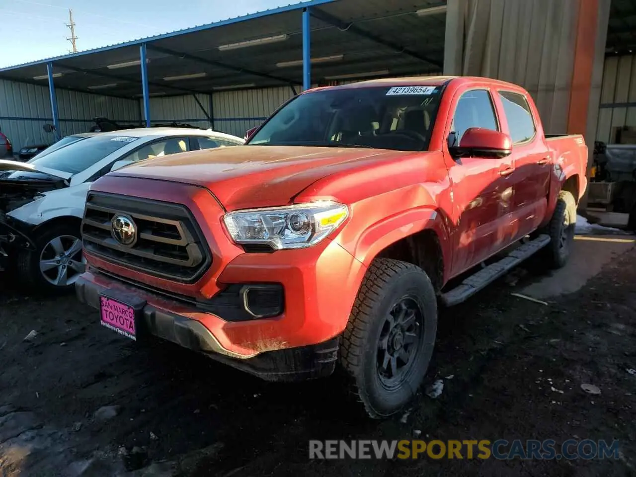 1 Photograph of a damaged car 3TYCZ5ANXPT140708 TOYOTA TACOMA 2023