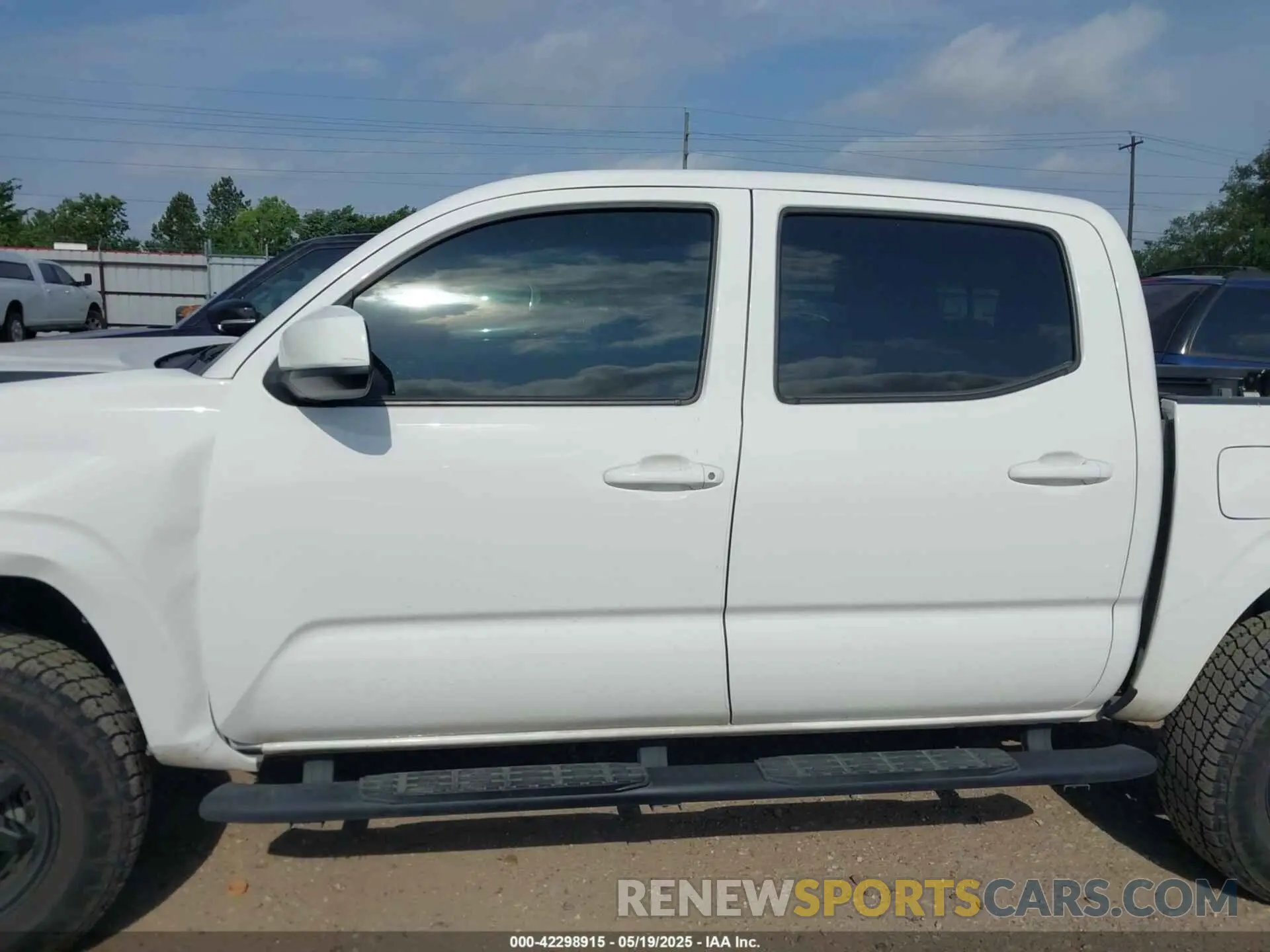 15 Фотография поврежденного автомобиля 3TYCZ5ANXPT158660 TOYOTA TACOMA 2023