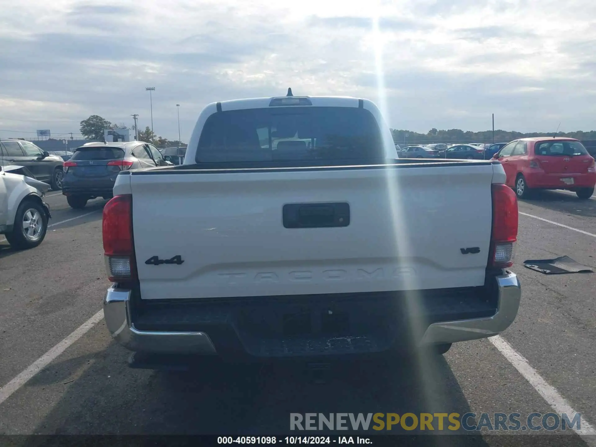 16 Photograph of a damaged car 3TYCZ5ANXPT163874 TOYOTA TACOMA 2023