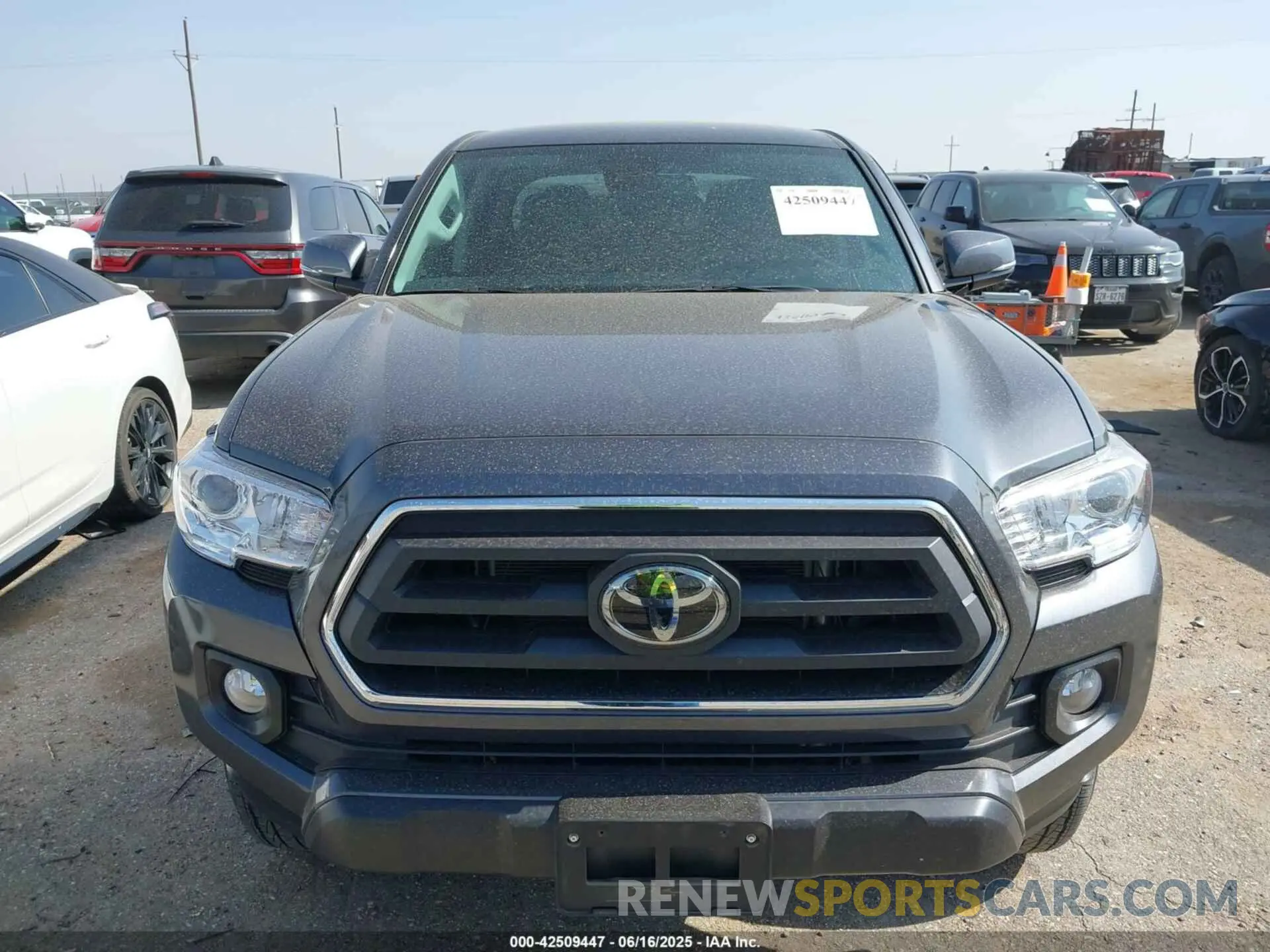 13 Фотография поврежденного автомобиля 3TYCZ5ANXPT165964 TOYOTA TACOMA 2023